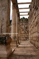 Israel Travel Guide - Christian Holy Places: Capernaum - Kfar Nahum