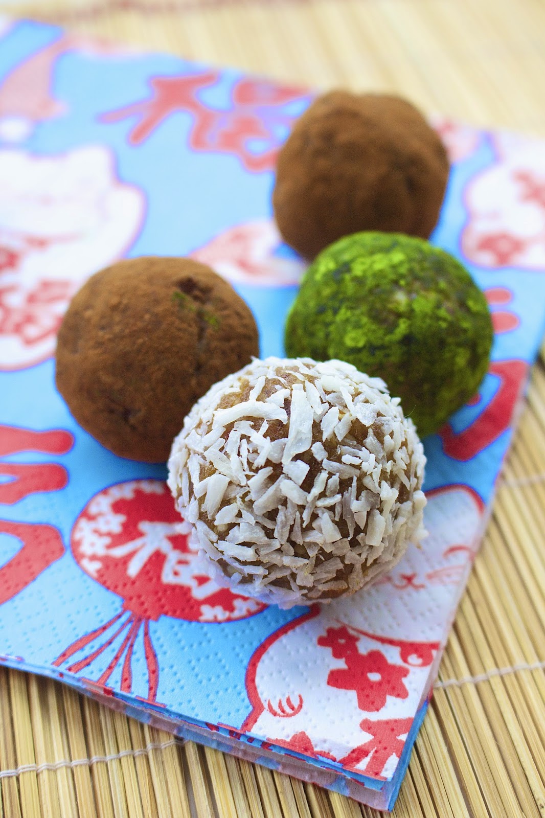 Takara Dōri Mixed Nut and Seed Energy Balls