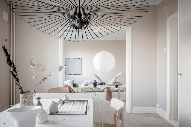 Apartment in Göteborg styled in a minimal and artistic way