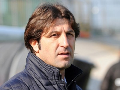 Oficial: El Cagliari renueva hasta 2018 a Rastelli