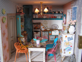 Pequeñeces: La cocina- The kitchen