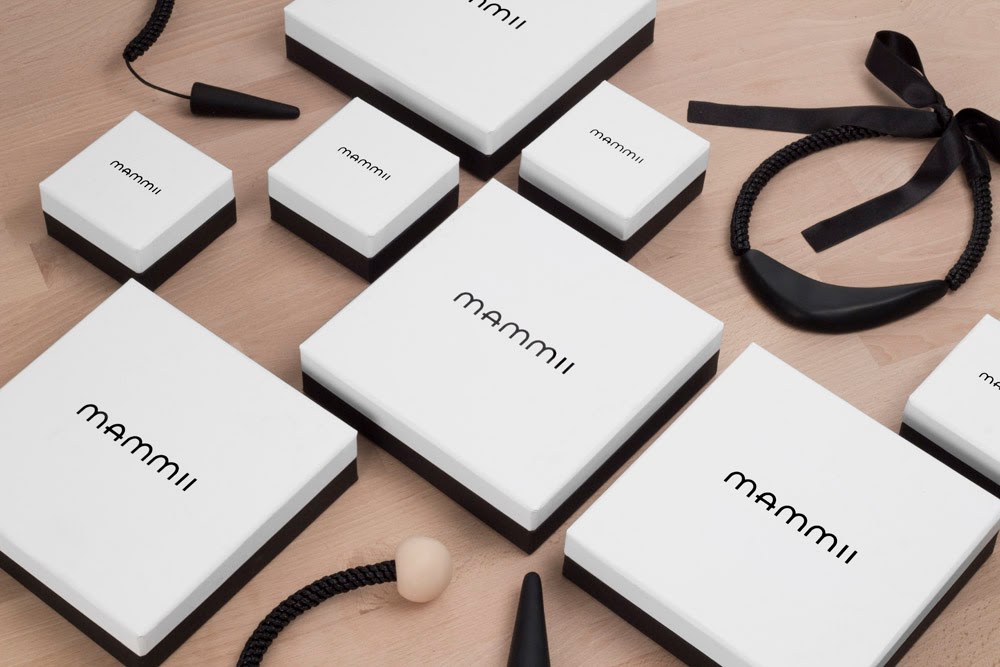 Mammii Jewellery Packaging on Packaging of the World - Creative Package