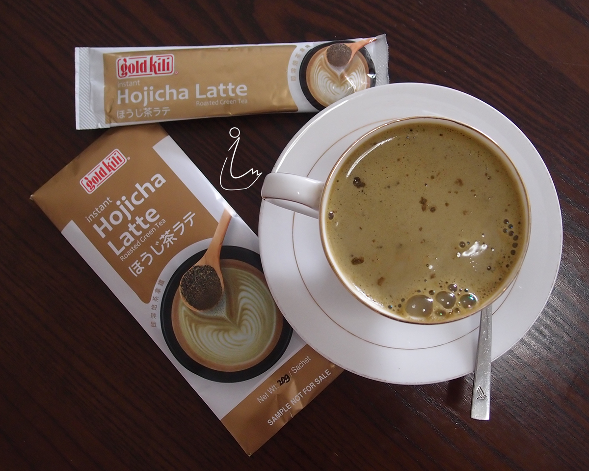 Hojicha latte как заваривать. Hot hojicha latte. ходжича латте. пряный чай латте старбакс. Iced signature chocolate.