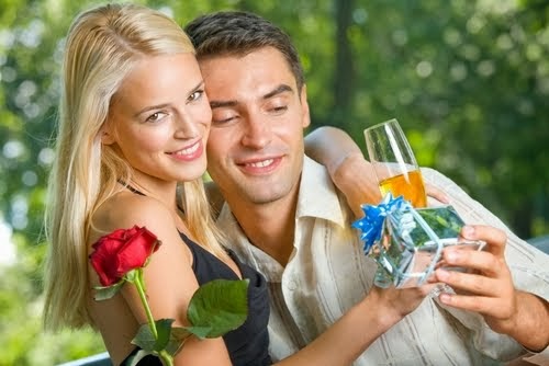 Valentine's Day Gifts for Men Romantic ideas