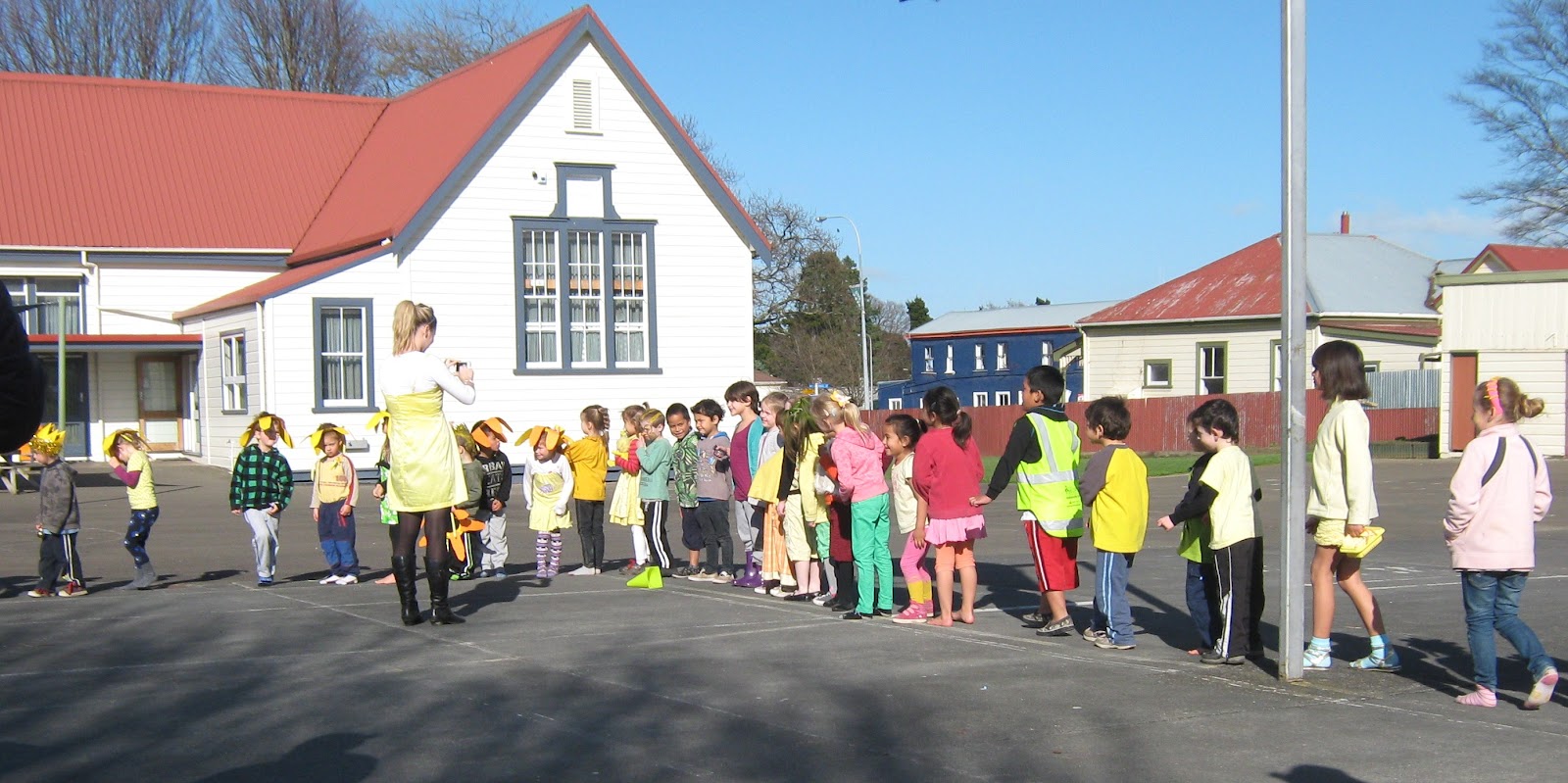Woody Bunter Daffodil Day at Woodville School