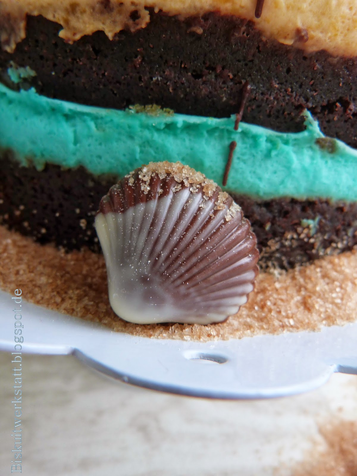 Meeresfrüchte Torte mit Pfirsichsahne und Blue Curacao - Biskuitwerkstatt