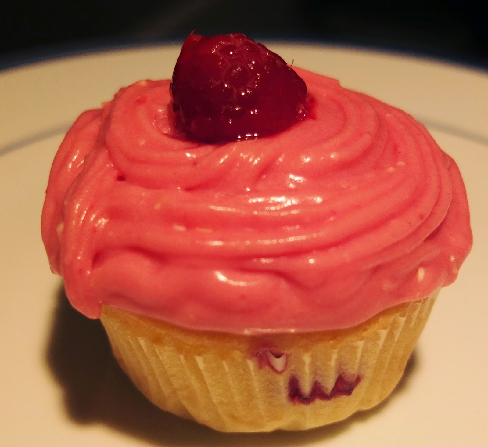 HimbeerJoghurtCupcakes mit HimbeerFrosting