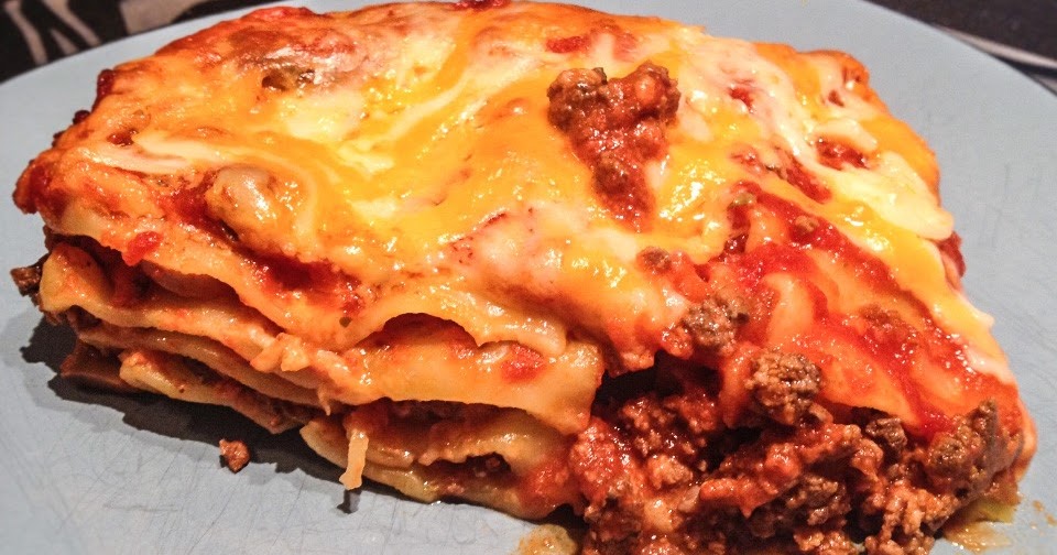 The Bachelor's Cookhouse: Naturally Lasagna