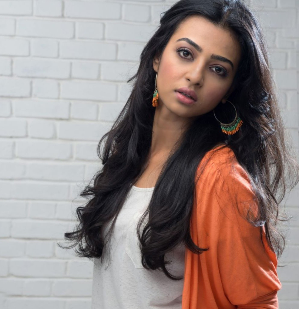 Radhika Apte Bio, Measurements & Hot Pics | Life in Bangladesh