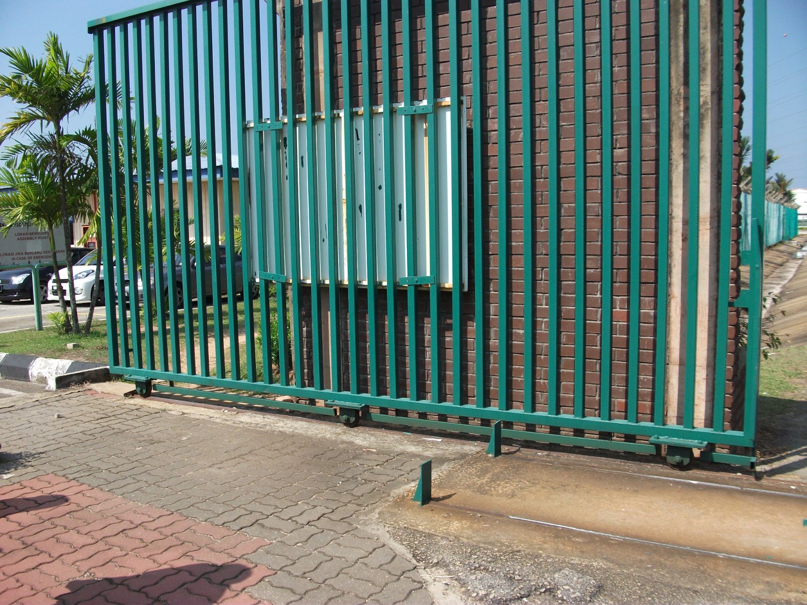 Hashim Engineering Auto Gate