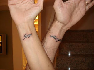 Tatuagens para casais - Tatuar o nome da pessoa amada