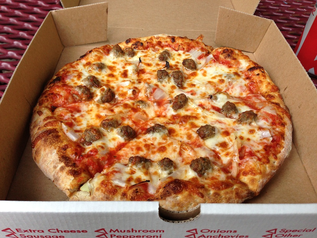 M & N's Pizza Food Review DC Outlook