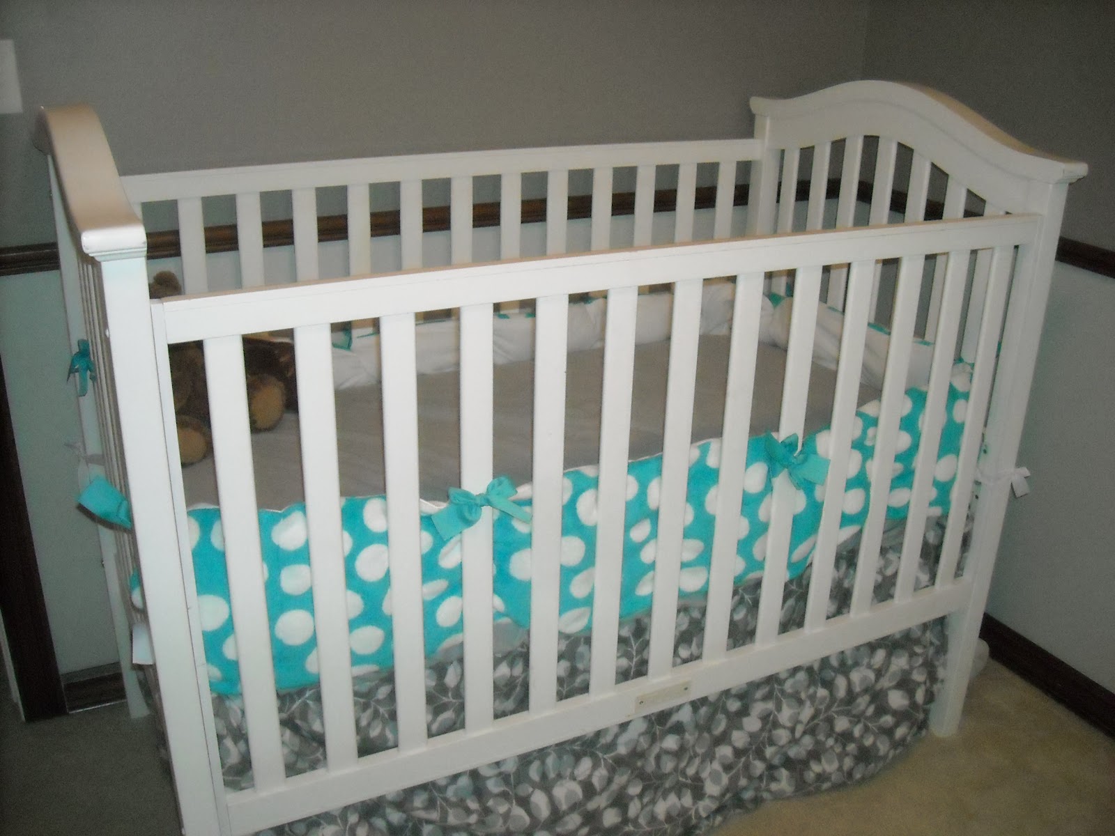 SmallTownJulia DIY Easy crib bumpers