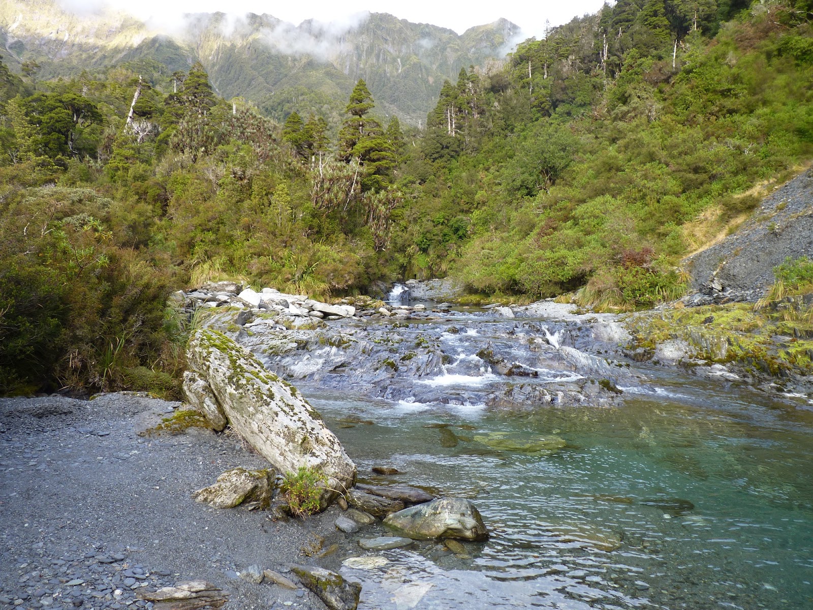 BlogRoddus Rocky Creek hut Griffin Creek hut 2122 April 2012