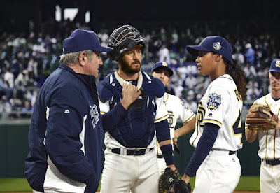 Mark-Paul Gosselaar and Kylie Bunbury in Pitch Season 1