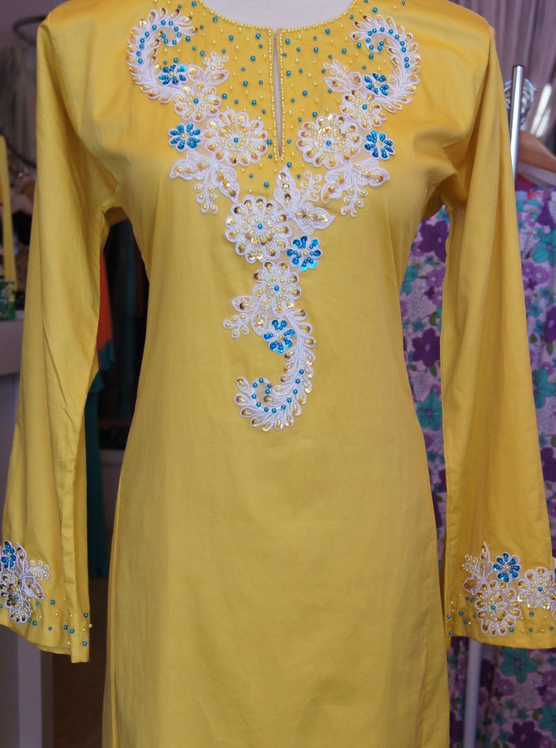 Butik Qaireen Baju Kurung Lace Kuning Mustard Available 