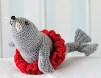 http://translate.googleusercontent.com/translate_c?depth=1&hl=es&rurl=translate.google.es&sl=en&tl=es&u=http://www.crochettoday.com/crochet-patterns/circus-seal-toy&usg=ALkJrhgbTGOzSyJsrAwzca-Vnuz2FLBkvw