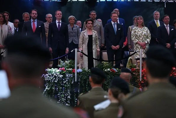 Hereditary Grand Duke Guillaume, Hereditary Grand Duchess Stephanie, Prince Felix, Prince Louis, Princess Alexandra