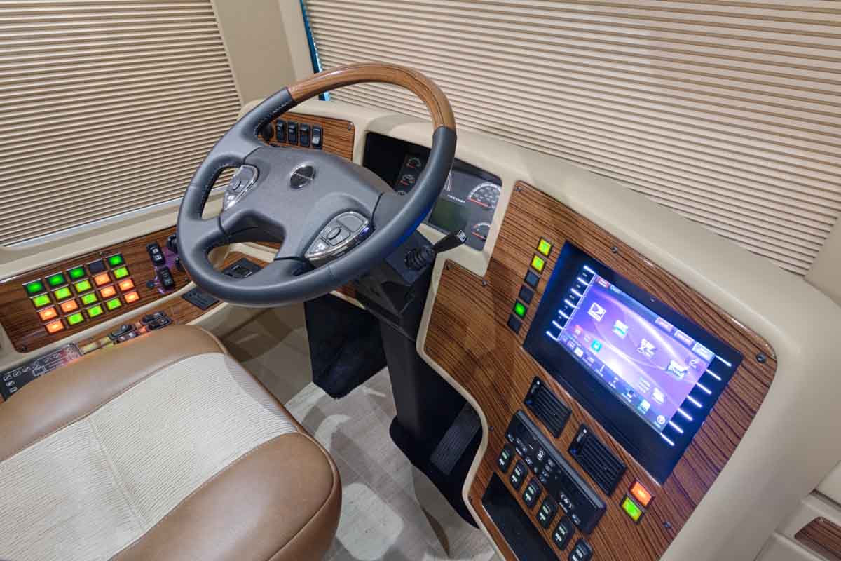 Harga Bus Paling Mahal Hingga 31 Milyar Karoseri Indonesia