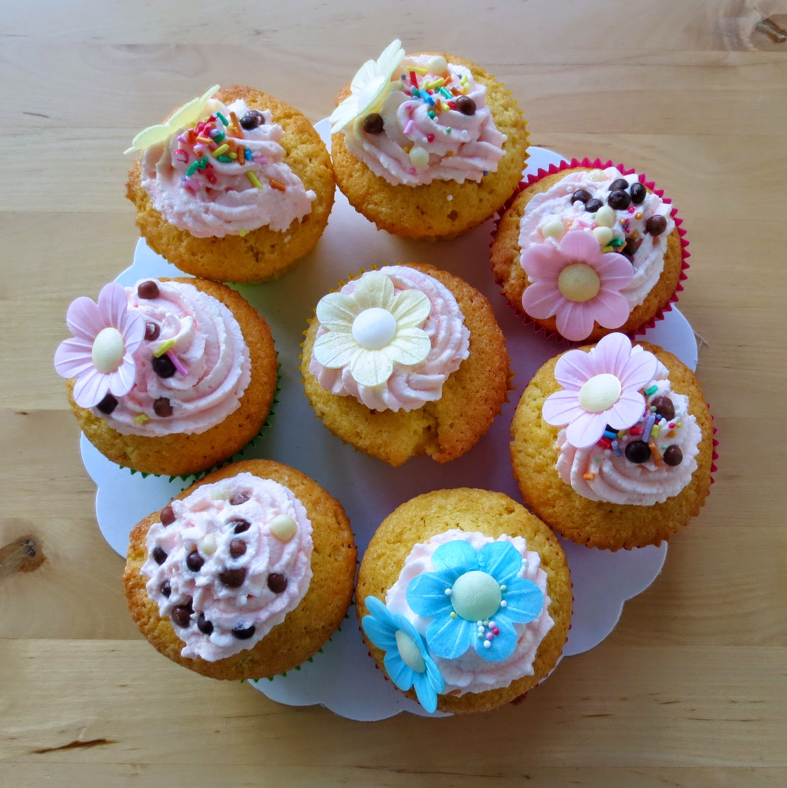 Jyotsna's blogje cupcakes versieren op z'n kleuters
