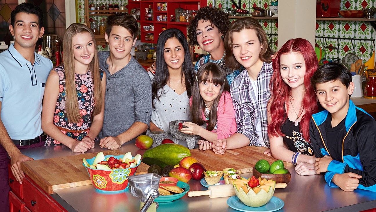 Talia In The Kitchen Cast Stars Characters Gallery Nickelodeon Nick Talias 