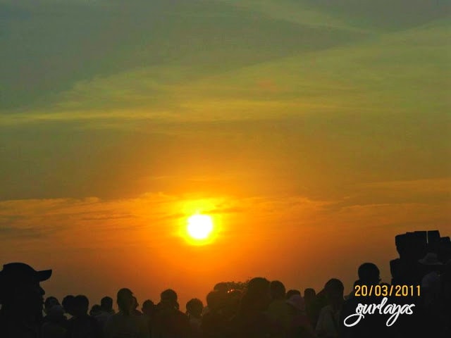divine sunset at the mount by gurlayas.blogspot.com