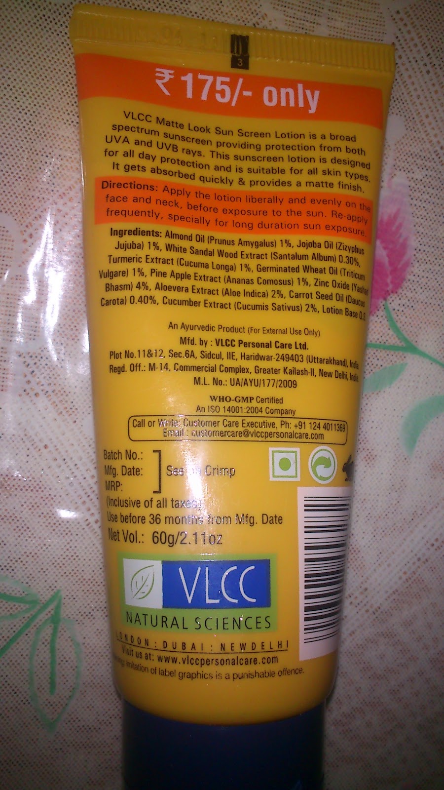Feeling Beautiful VLCC Matte Look Sunscreen Lotion SPF 30.