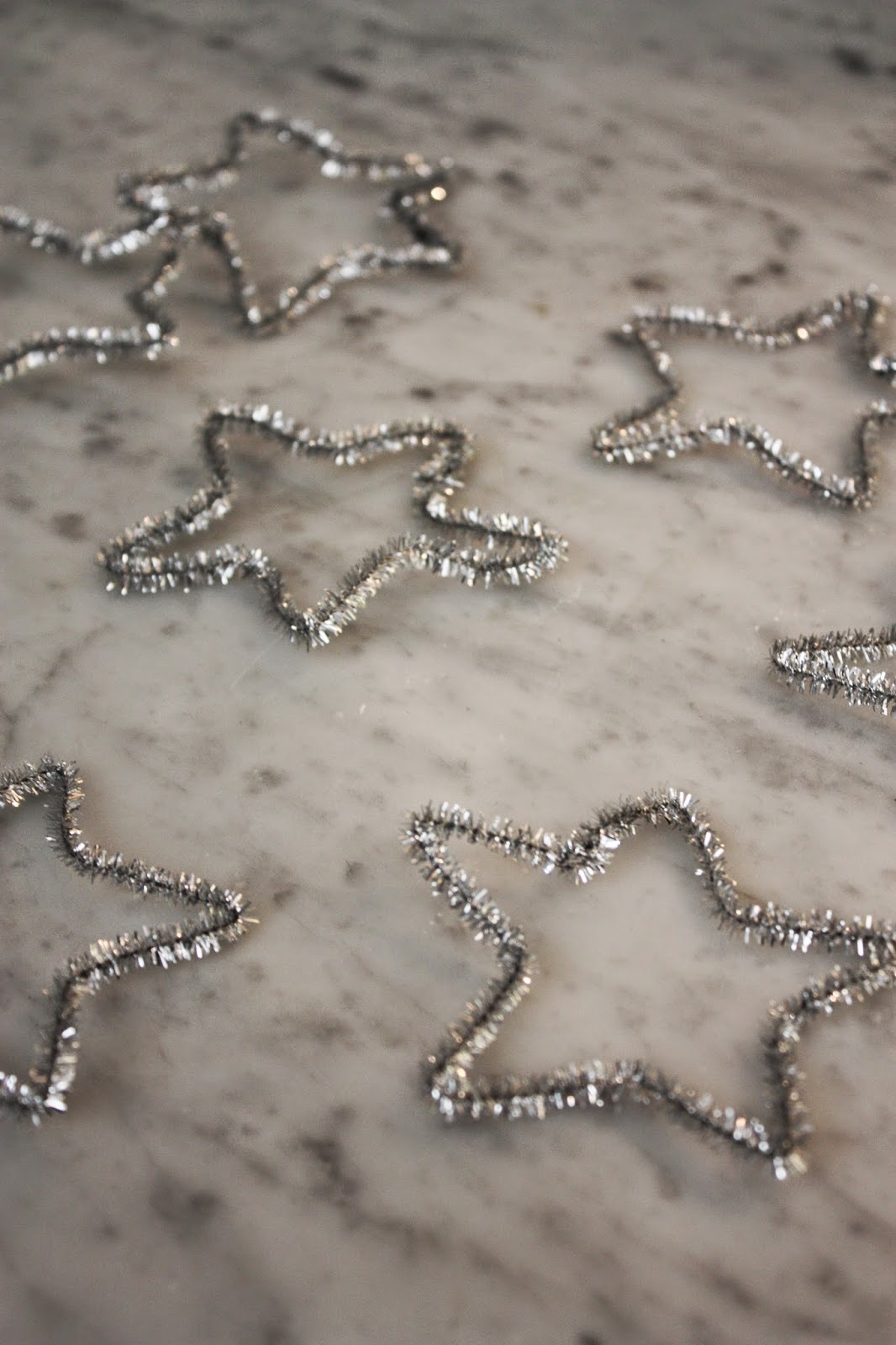 My Sweet Savannah how to make a patriotic headband out of pipe cleaners