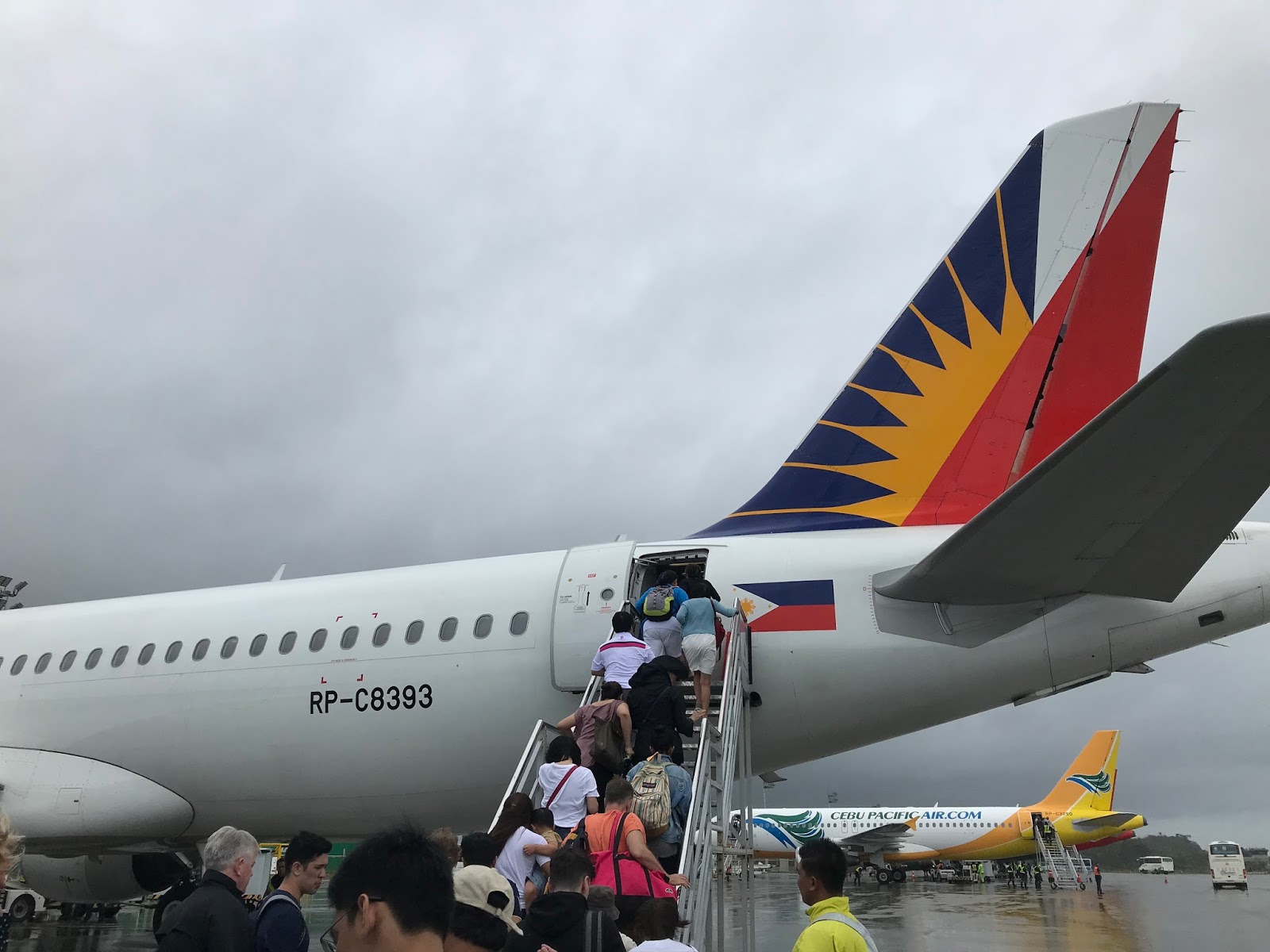 Philippine Airlines/PAL Express Flight Review Caticlan to Manila (A320
