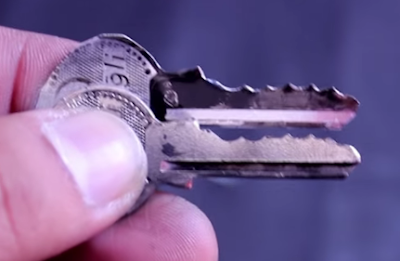 cara membuat kunci darurat dari barang bekas
