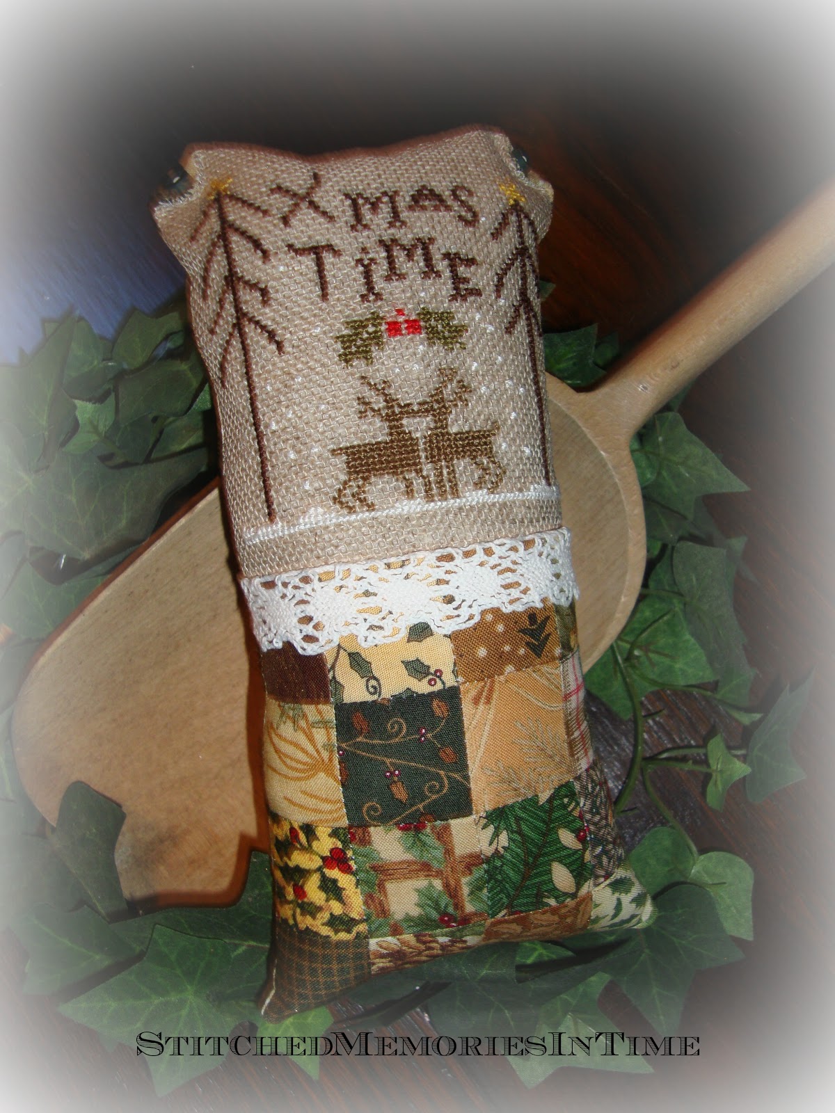 Stitched Memories in Time December dough bowl fillers