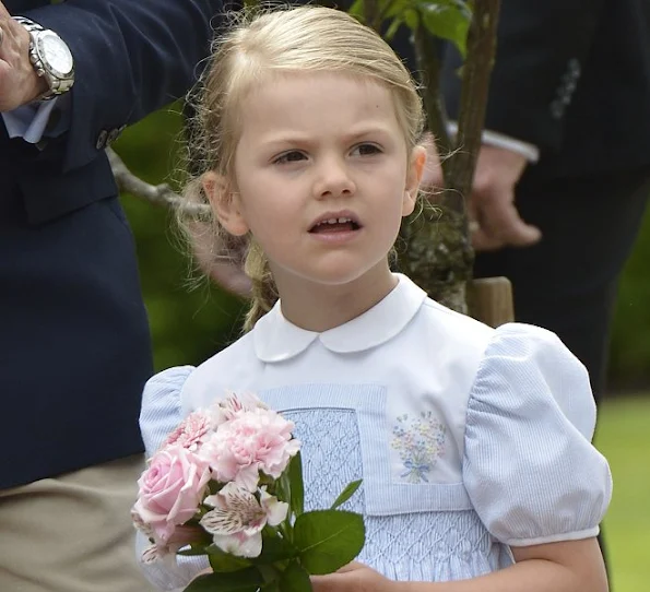 King Carl Gustaf, Queen Silvia, Crown Princess Victoria of Sweden, and Prince Daniel of Sweden,with Princess Estelle and Prince Oscar