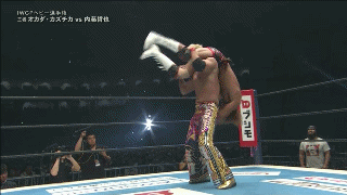 [IMAGE:https://2.bp.blogspot.com/-h0SHI-H9FMk/W_GbtukIV5I/AAAAAAABJuY/JBo-67CC06QJ_skjJK5KFWtxfiG8gC0bwCLcBGAs/s1600/Over-the-Shoulder%2BBack-to-Belly%2BPiledriver%2Binto%2Bthe%2BKnee.gif]