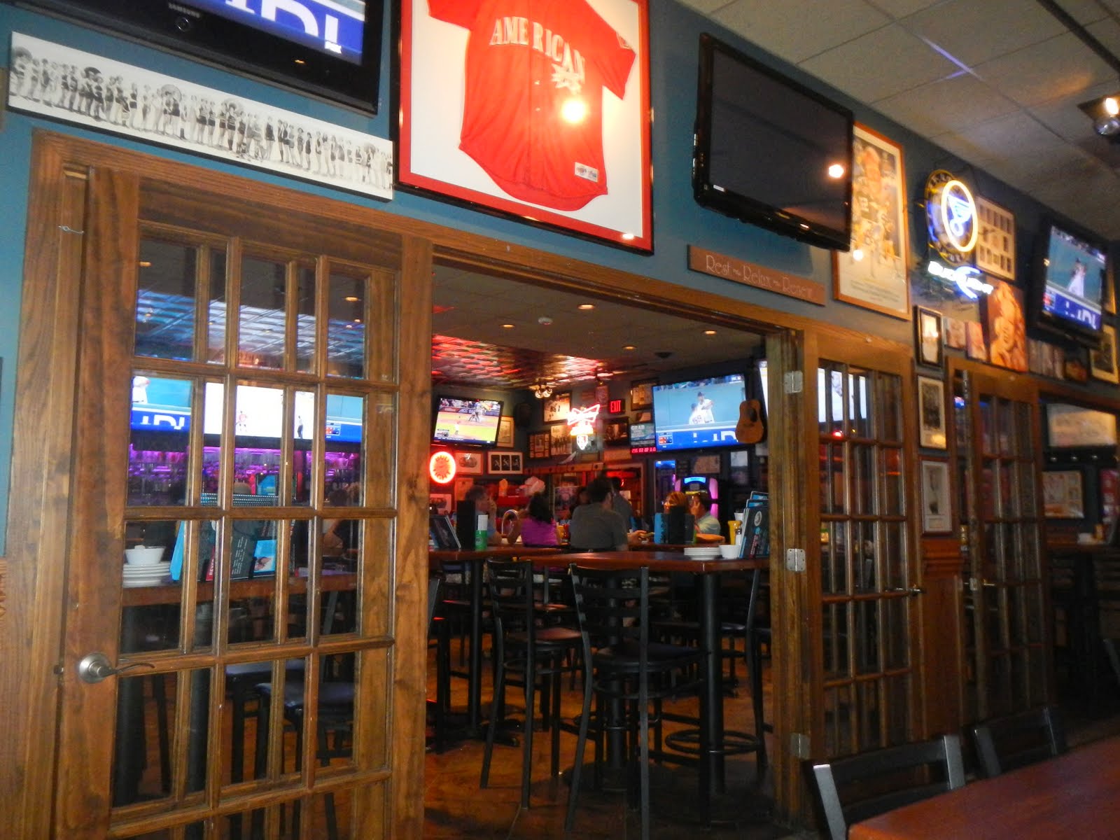 Big Daddy Dave A Late Casual Dinner Chesterfield MO