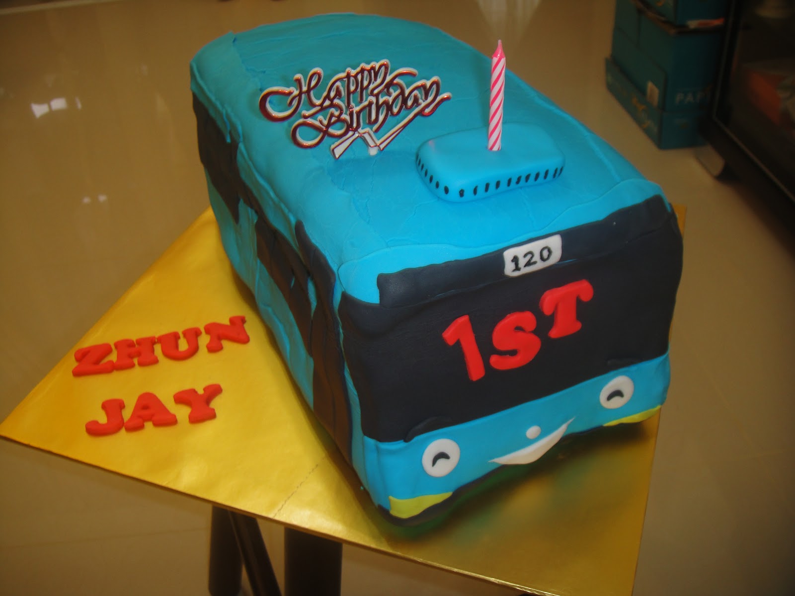 YES.HomemadeBakery 3D Tayo Bus Birthday Cake