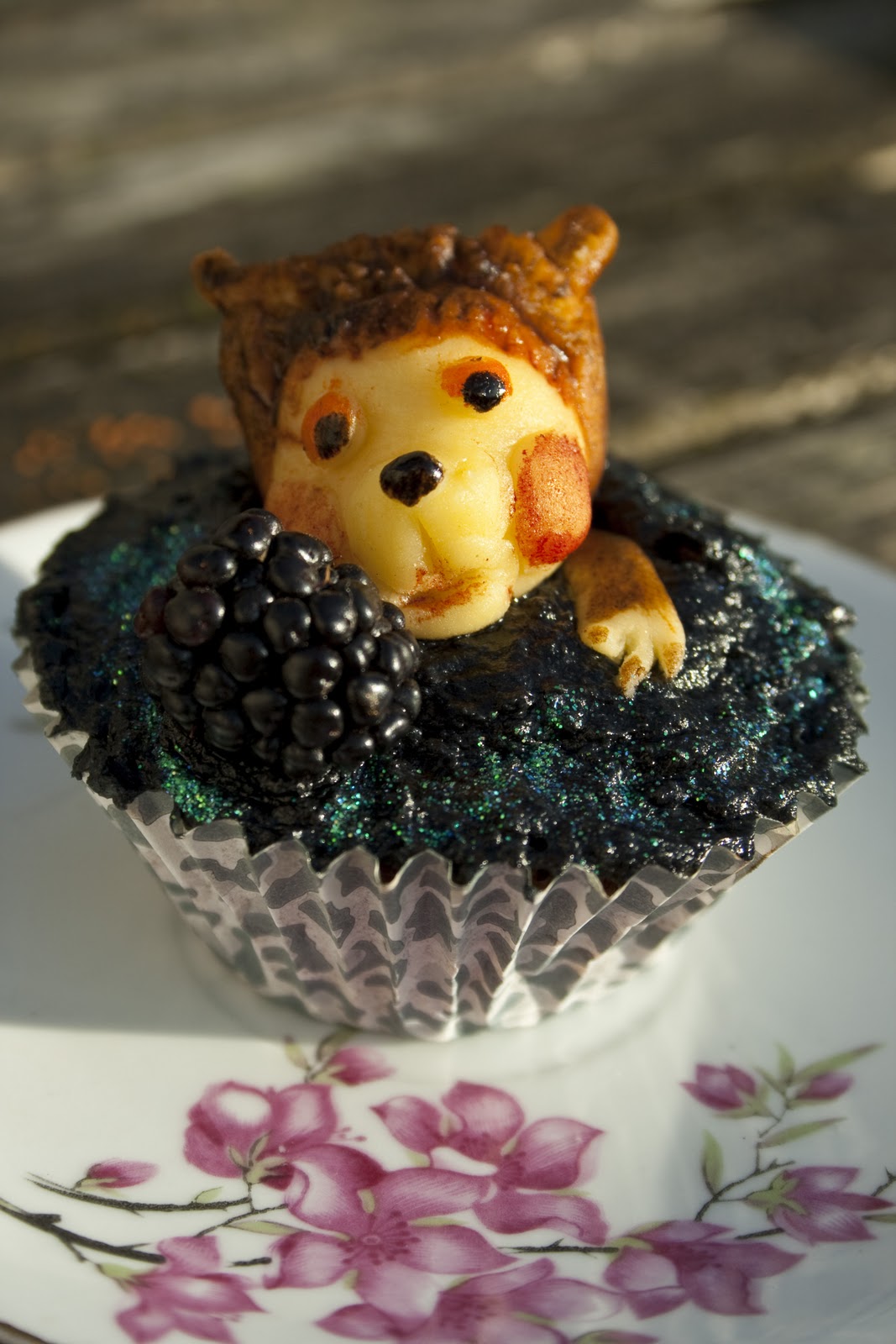 Sugar Lumps Confectionery Black Buttercream