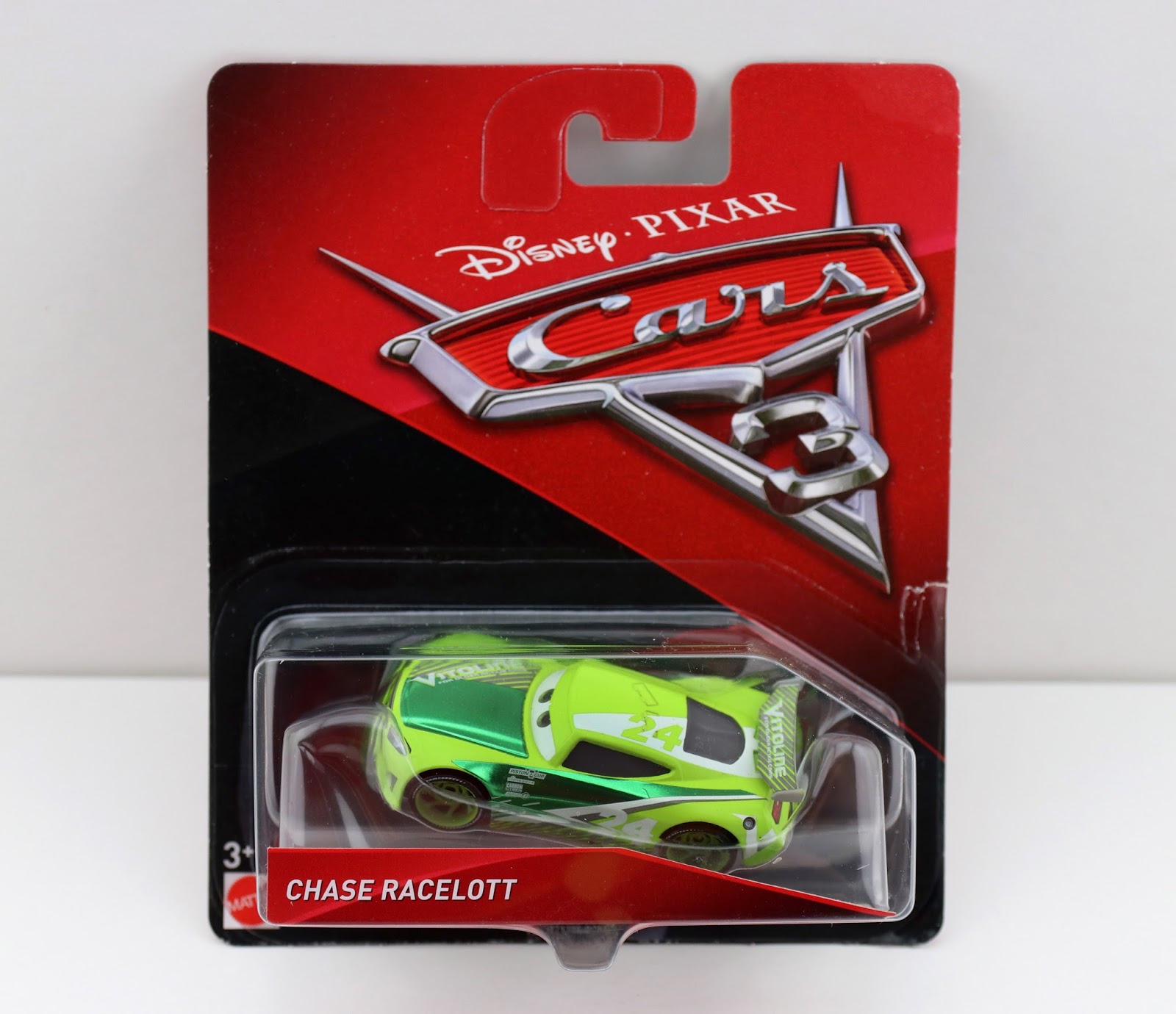 SHIPWW DISNEY PIXAR CARS 3 CHASE RACELOTT...A.K.A VITOLINE NEW IN PACKAGE