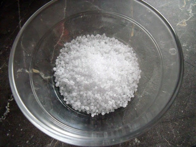 Jak rozpustit Mocovinu?