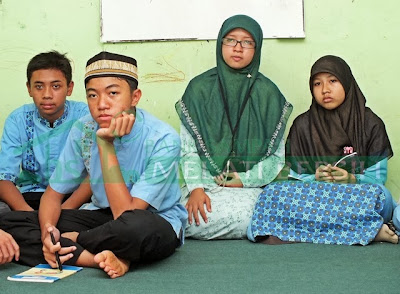 Studi Banding Adzkia Islamic School ke Bank Sampah Melati Bersih