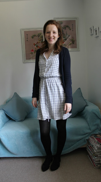 OOTD, Outfit, Outfit of the day, New Look, Dress, Checked Dress, Navy Cardigan, Pandora, Accessorize, fashion, blogger