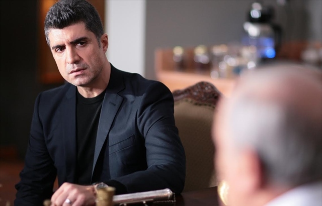 Йозджан Денис в съдебен спор със своя адвокат