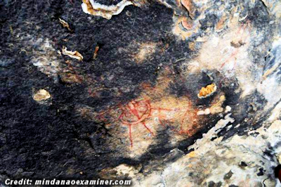 10,000 Year Old Cave Paintings of UFO’s and Aliens