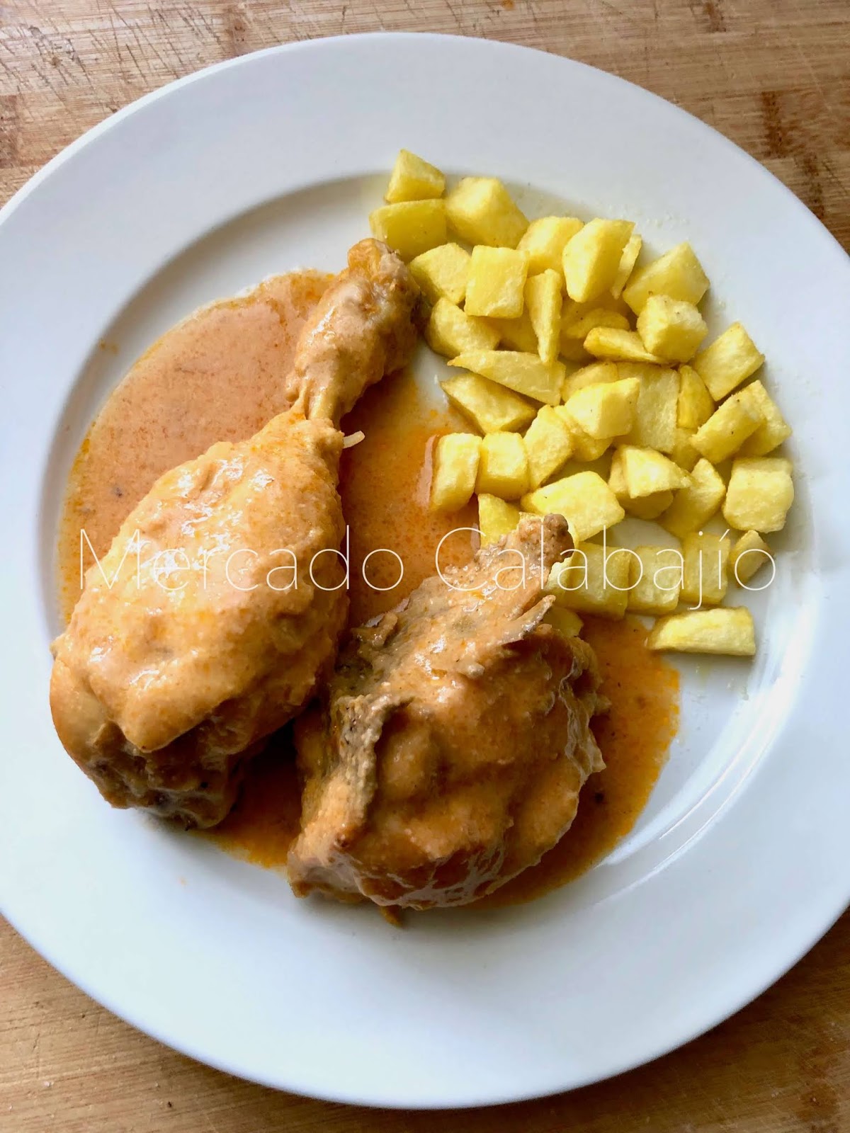 Guiso de pollo en salsa de almendras (receta tradicional) | Mercado  Calabajío