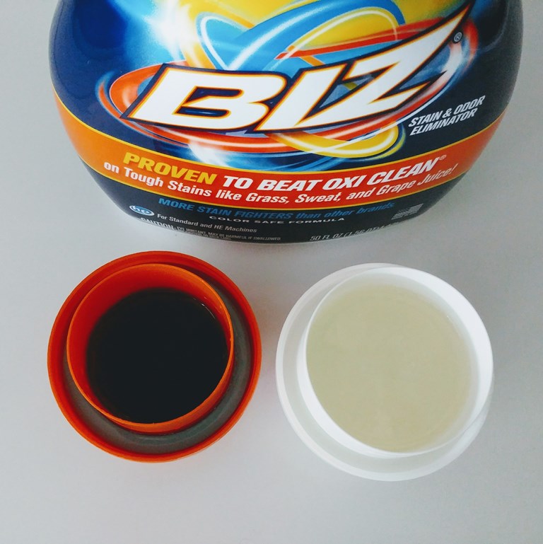 Easily remove makeup stains from wash cloths with Biz Stain Fighter