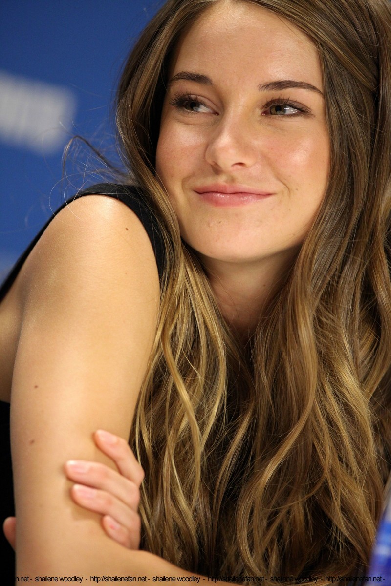 Speaking, The descendants shailene woodley and for Reply, The descendants shailene woodley and think