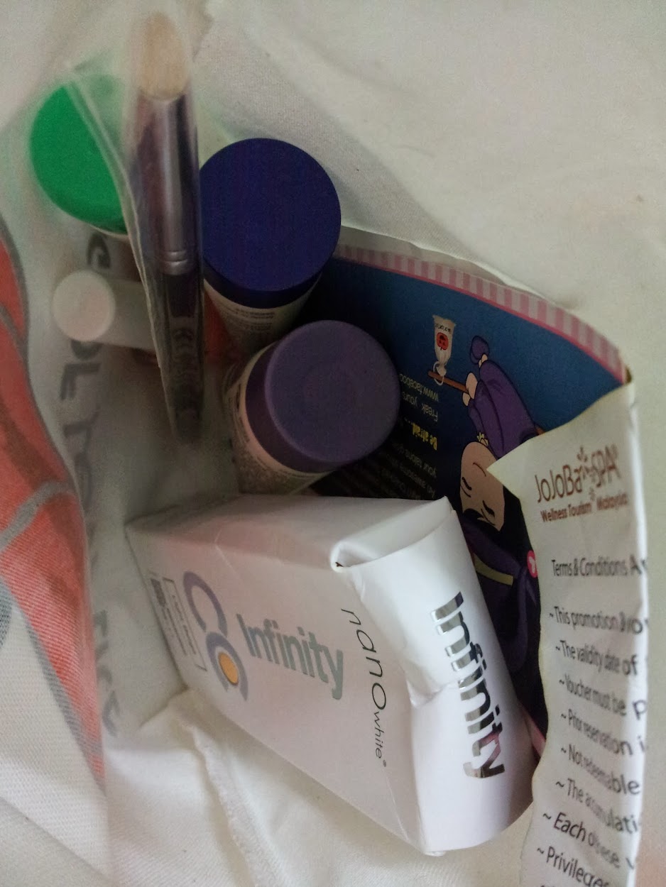 Princess Neverland Bag of Lice Review