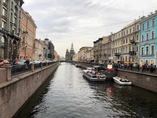 Pontes e Canais de São Petersburgo