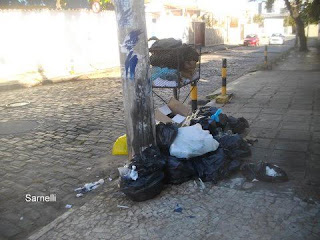 Mais um ponto de lixo foi criado no Parque Mais um ponto de lixo foi criado no Parque