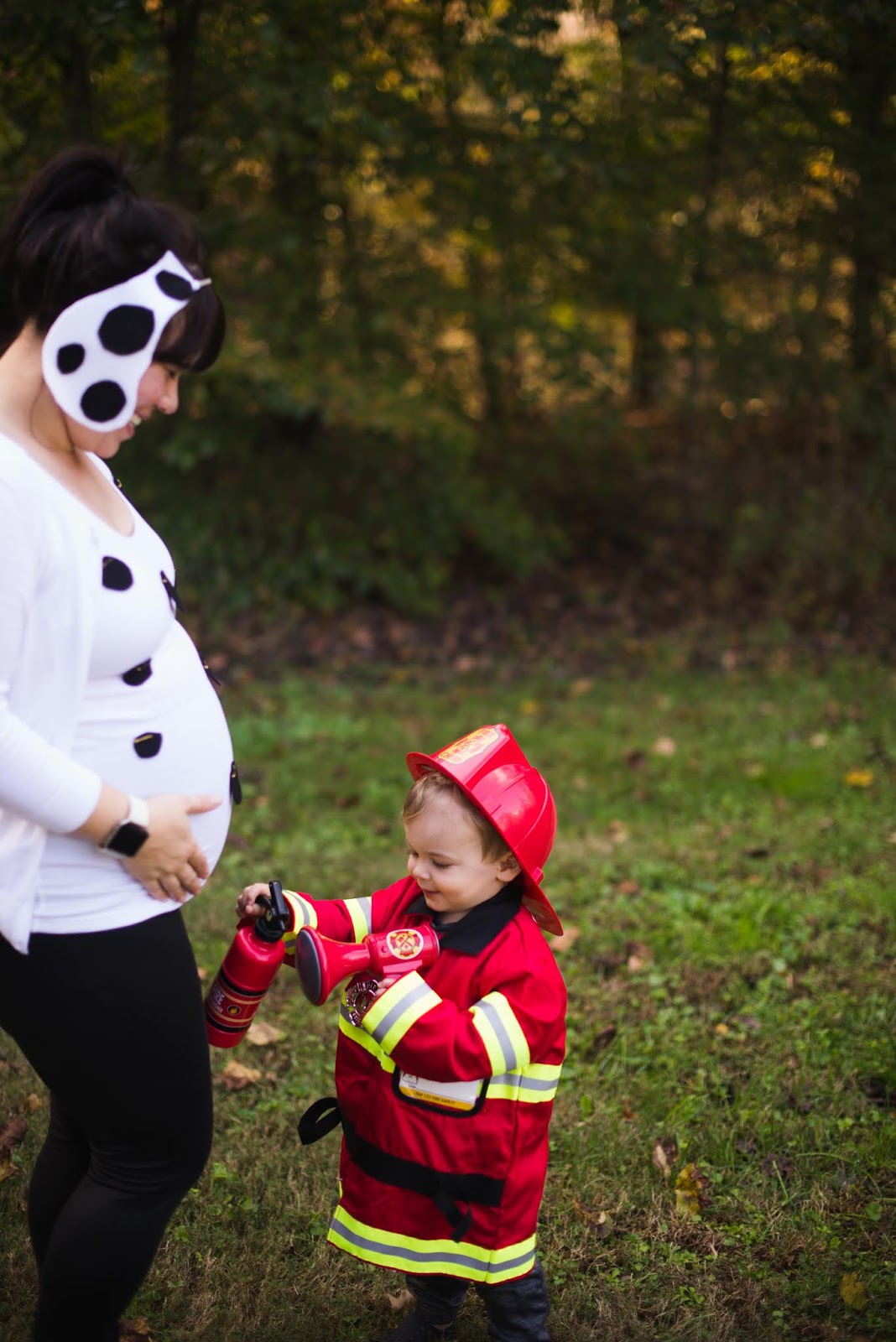 Domestic Fashionista: Firefighter and Dalmatians: Family Halloween Costume
