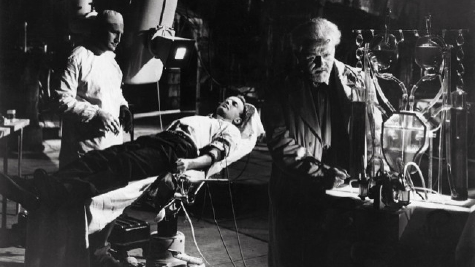 La Fin Absolue du Monde I Vampiri (1957)